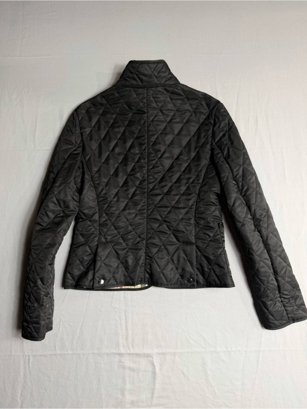 Burberry Black Quilted Jacket - Zip Front - Picture 4 of 14